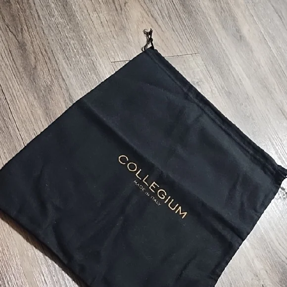 Black Drawstring Bag - Picture 3 of 6